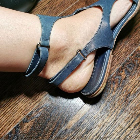 Jil Sander Vintage Leather Sandals - Picture 2 of 6